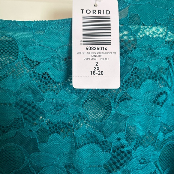 Torrid Womens Plus 2X 18-20 Sheer Lace Ruched Top Blouse - Picture 2 of 2